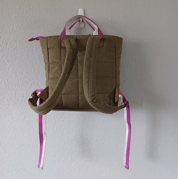 Quilted Universal Thread Backpack - Picture 2 of 13